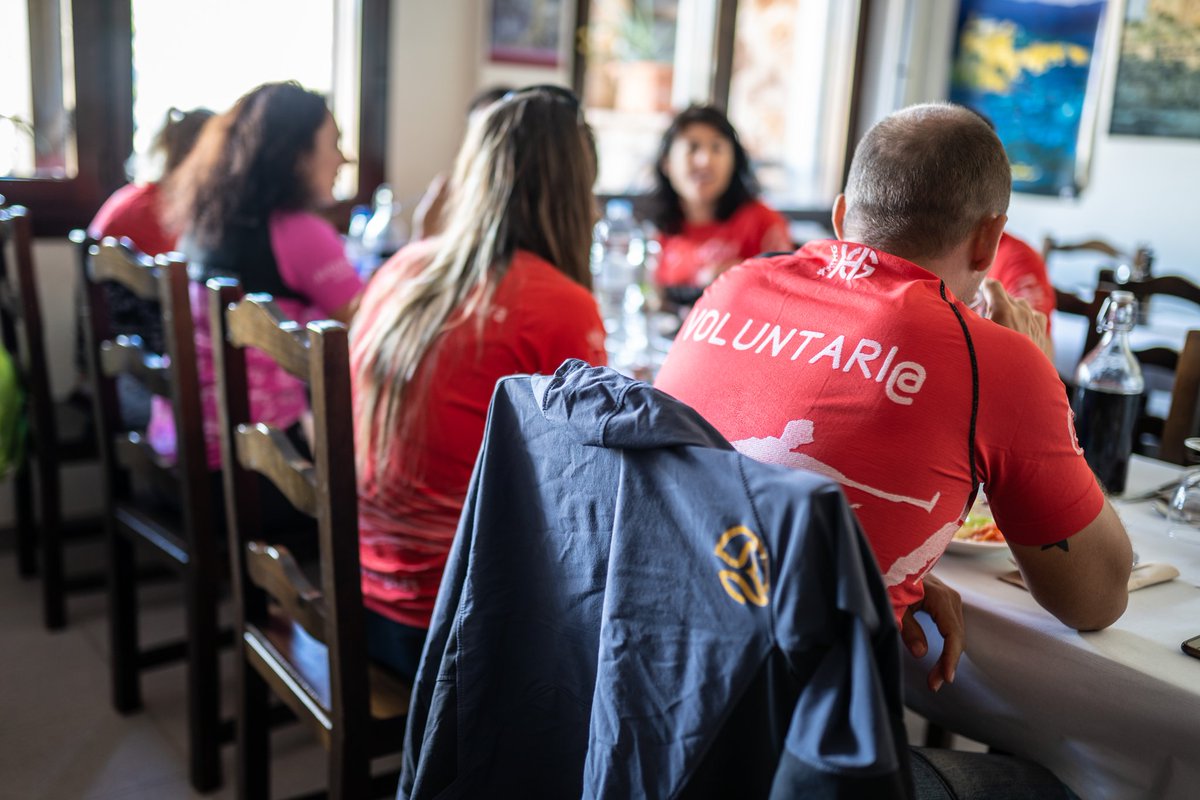UltraTrailGuara's tweet photo. No nos cansaremos de agradecer todo lo que hacéis por la #Utgs
#GuaraTeEnamora #guarateenamora #voluntarios #Utgs2019 https://t.co/Otx8NFOjAn