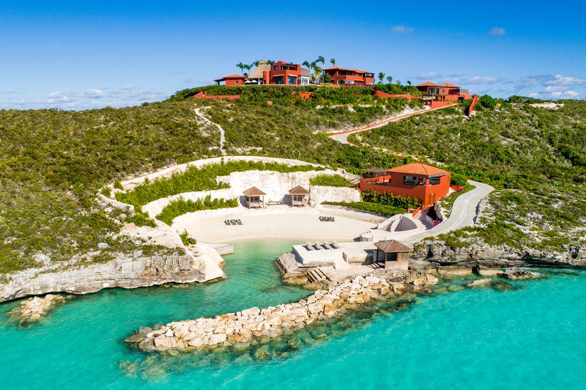 Bajacu Villa
Enjoy the splendour of Turks &amp; Caicos from your own private estate.
tkcavacationrentals.com/vacation-renta…