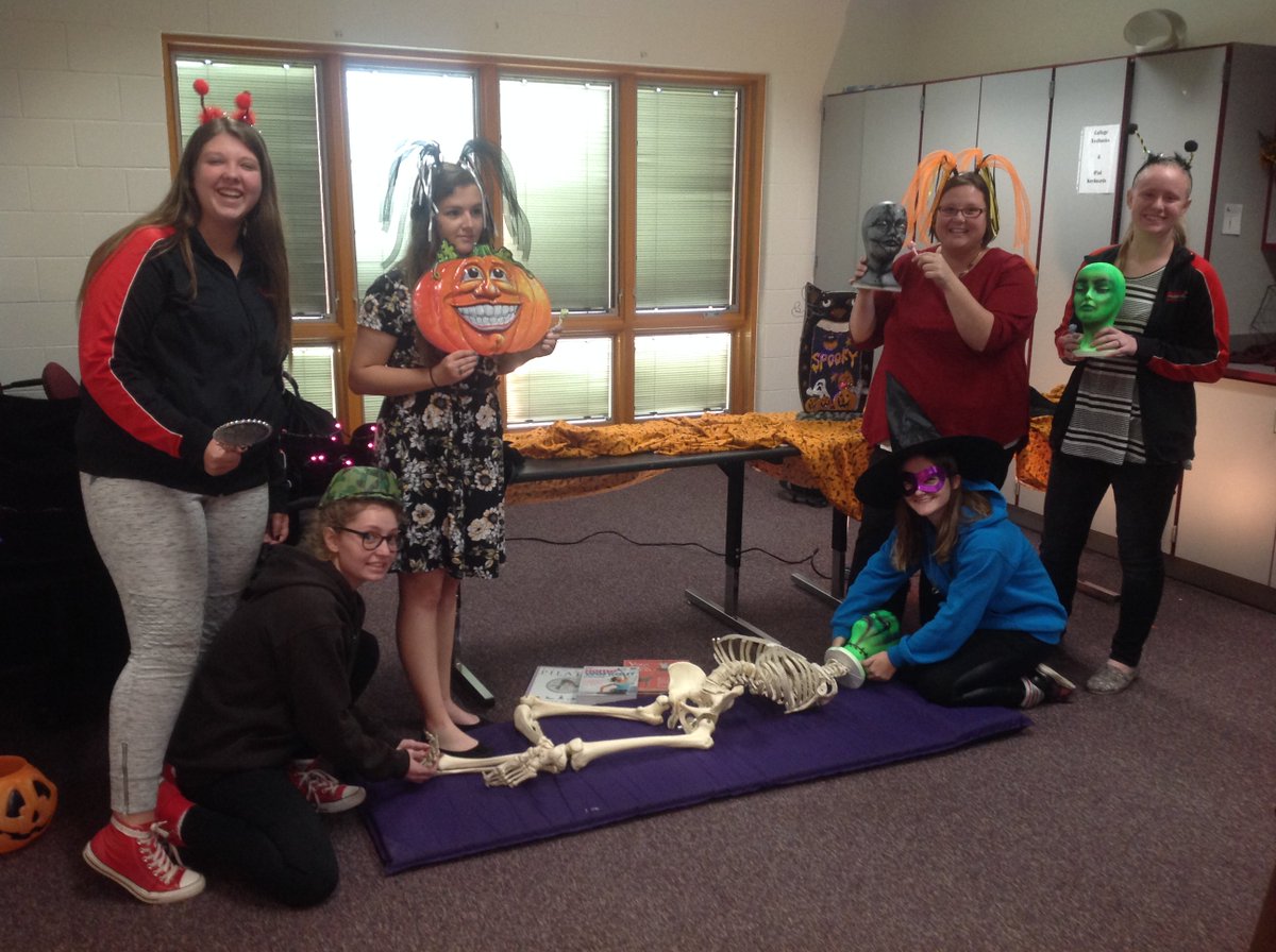 shslib's tweet photo. The talent showed through here! #SHSEscapeRoom https://t.co/c36ghiUIH8