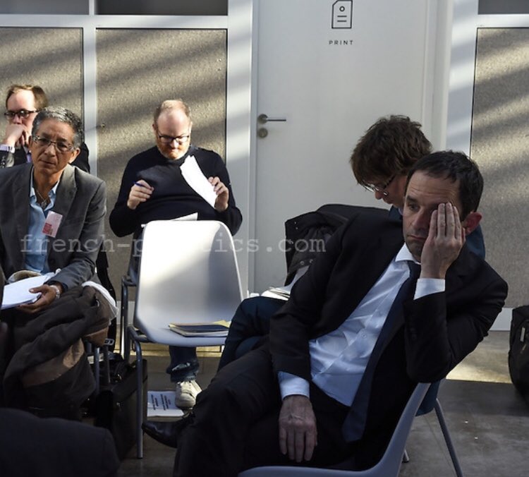 postbadbhamon's tweet photo. "bon, je sèche ou je sèche pas?" https://t.co/nG9aaDmdlh