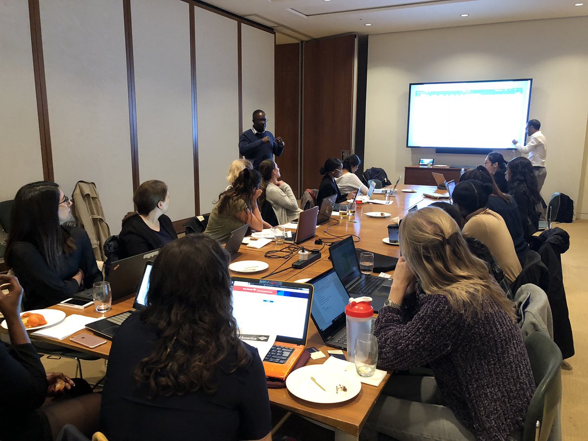 CPascalau's tweet photo. What else is new in the #CSS world? It’s called ‘hashtag’ not ‘pound’. #millenialsCoding Second session of this term’s @CodeFirstGirls class at our BofAML office in London. #WomenInTech https://t.co/aEk71mcyF5