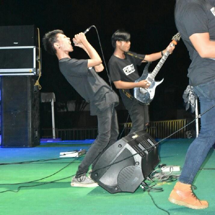 ibnu_seven's tweet photo. ayo pergi bersamaku on #BIGOLIVE https://t.co/5PjpWt8spD https://t.co/8hyg91EaST