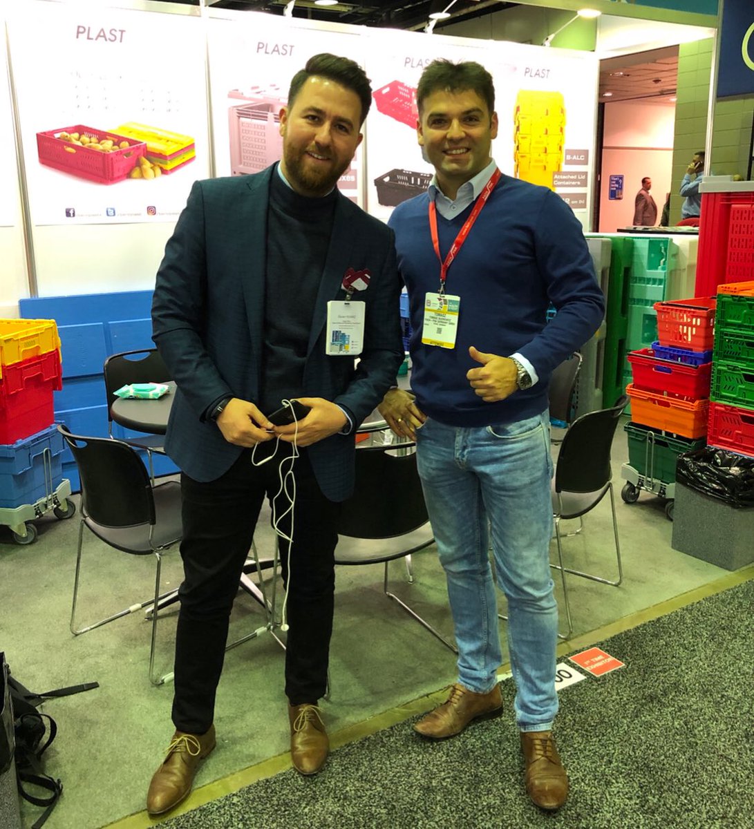 FACHPAK's tweet photo. Hello 👋 from Pack Expo in Chicago! #plasticpallets #packexpo #insulatedcontainers #fishtote #fishcrates #foodprocessing #slupsk #chicago #usa #madeinpoland #fachpak #madeinpoland #promotepoland https://t.co/mLjjQdKZ33