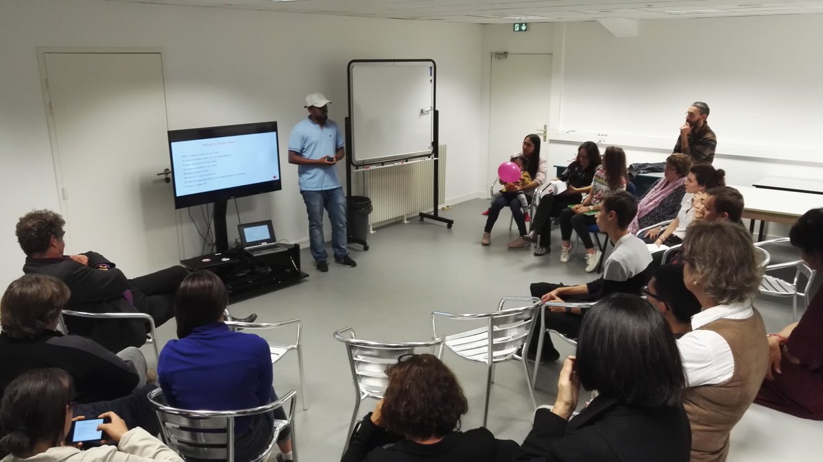 enssat's tweet photo. Soirée #internationale ce soir : présentation de #pays, #karaoke, #dégustations du Monde, et bientôt musique avec des groupes étudiants #Enssat et @IUTlannion 
Organisée par l'#Esfae, #Enssat / @UnivRennes1 et @AEEnssat https://t.co/oy5m4j0AjB