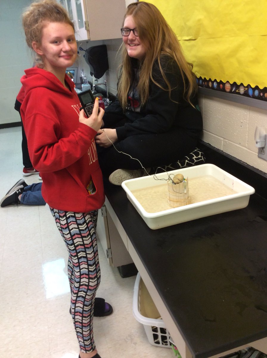 IvanESMS's tweet photo. 7th Hour testing #ivanscience #esmsbestyearever https://t.co/rClYZBmXbr