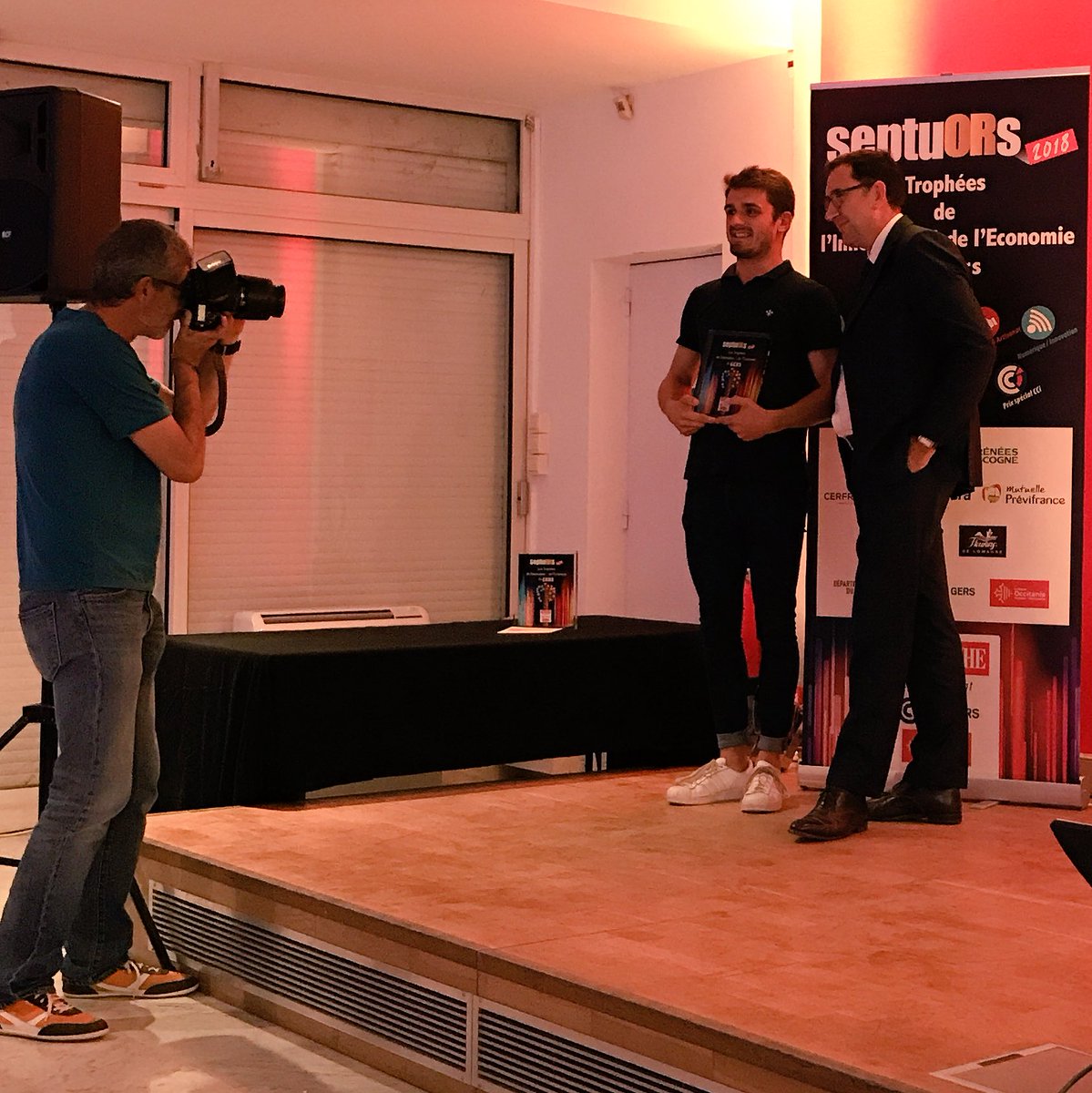 laffont_eric's tweet image. @JeanFil4 lauréat Entreprise Naissante #septuors32 parrainé par @credit_agri_PG pour son idée folle de faire du coton au polo 100% français dans le @LeGers32 😲 ! Éclairage ce soir avec @GERSCCI &amp;amp; @ladepeche_32 👍