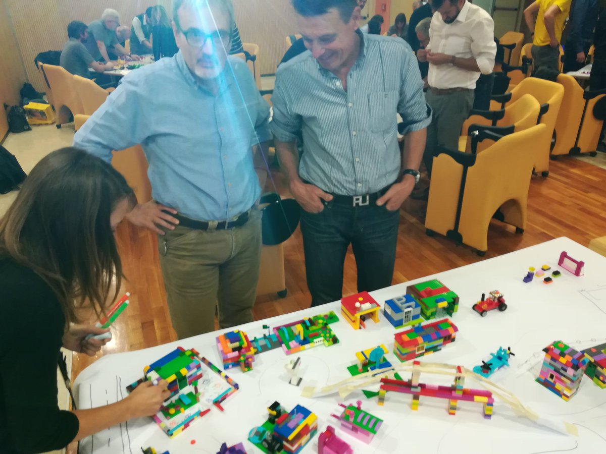 mvlabsit's tweet photo. Felici di aver contribuito alla diffusione della filosofia #agile nel #FVG con l'intervento di @maraspin all'evento #IP4FVG di oggi. Grazie ad @AREASciencePark ed @esteco_mF per l'organizzazione e l'accoglienza! https://t.co/TrG7630XAF