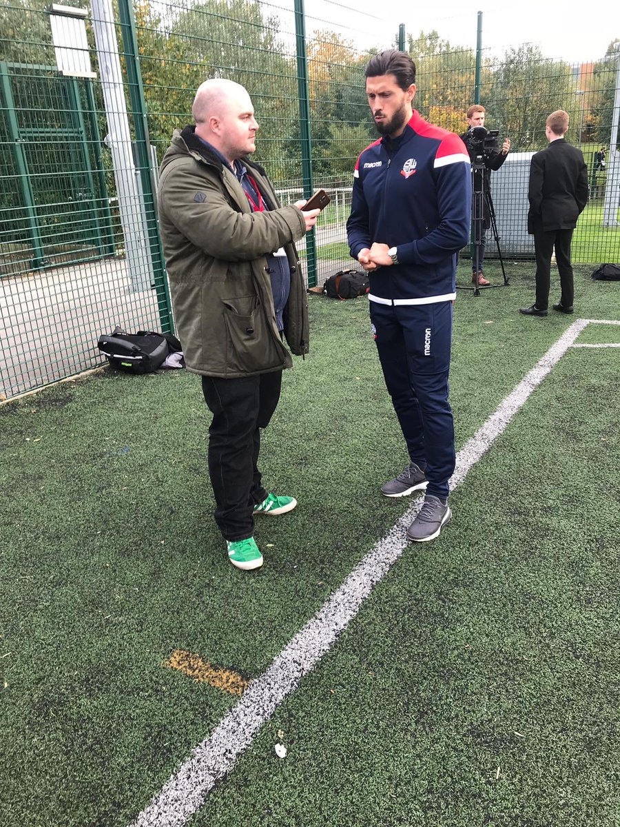 It was a pleasure to welcome local <a href="/OfficialBWFC/">Bolton Wanderers</a> star Jason Lowe into school today for a special Q&amp;A session with our Academy and Salford Schoolboy footballers. 
Jason then met with our Year 10 Peer Mentors delivering their KS3 Football club to 30+ pupils ⚽️🗣🔵⚪️ #TeamWalkden