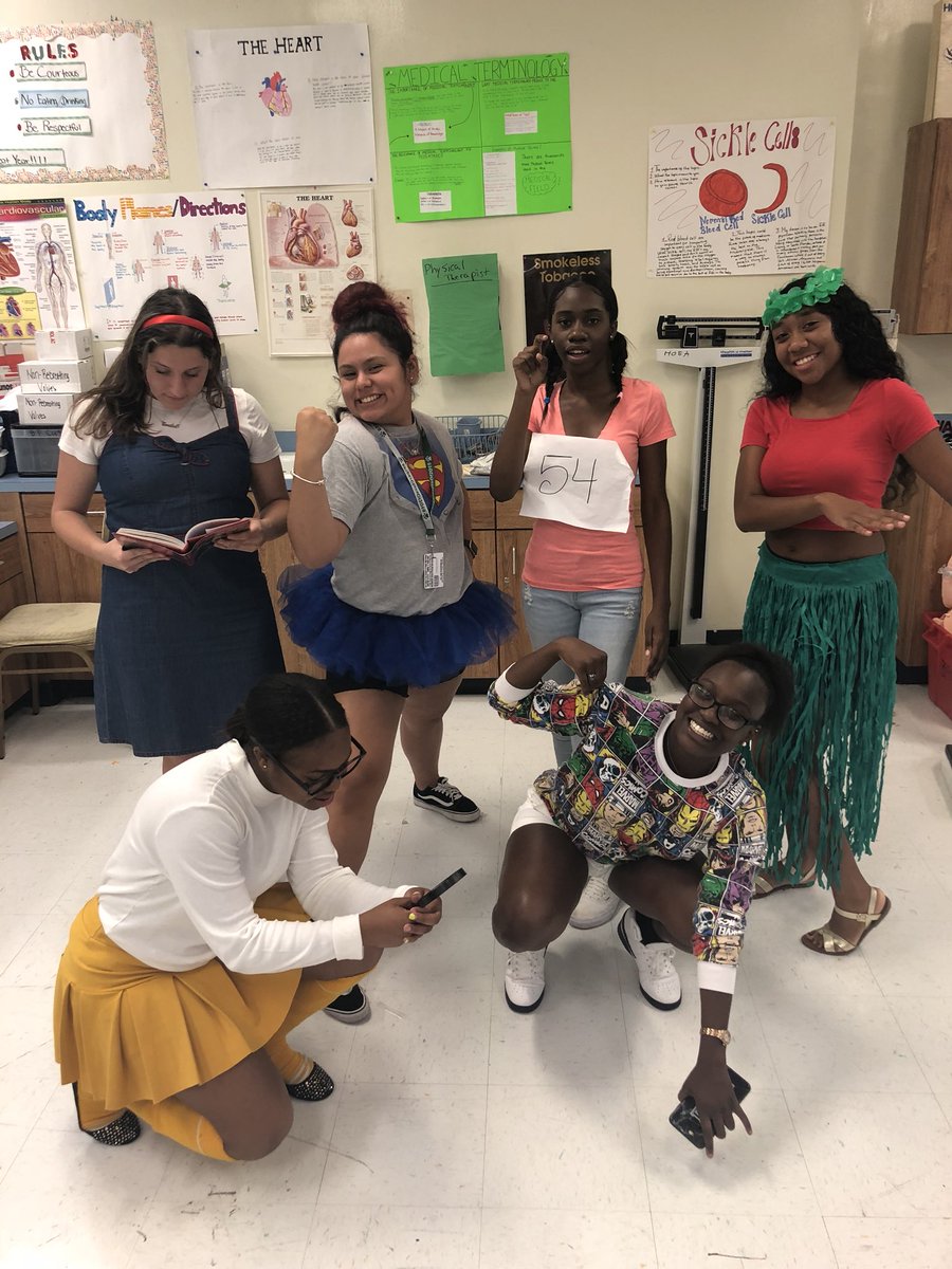 Piper SGA (@piperhighsga) on Twitter photo Spirit Week Day 2 - Good vs. Evil (Character Day) Spirit Week Day 2 - Good vs. Evil (Character Day)