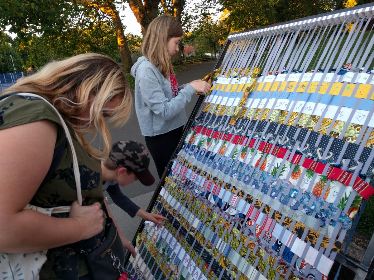 Springhill_Care's tweet photo. Weaving our magic at Riversway Nursing Home #Bristol
Riversway took part in a #community event recently that saw residents contribute to an art project.
Read the full article here --> https://t.co/7O0Hk3rrfr
#Fridayfeeling #MakingPals #AliveActivities https://t.co/Ckir6th1Ww