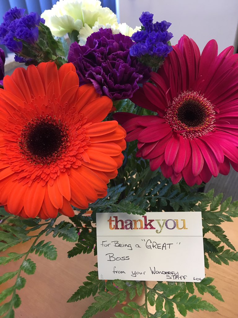 jennlhal's tweet photo. A very unexpected surprise from my wonderful Wallaceburg team(staff). https://t.co/jTMi9lyMbl