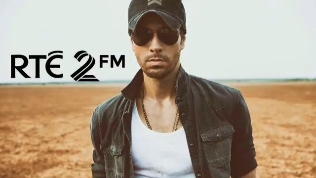 EnriquePTFC's tweet photo. A bit of the interview today to RTE 2FM 😊RepostBy @enrique_iglesias_org @EnriqueIglesias talking with @RTE2FM about what music he plays for his twins! Check out the full interview on https://t.co/5bVGnVemUa (Link in Bio) #EnriqueIglesias #Enrique #Igles… https://t.co/L9UnhzRDnB https://t.co/ZVIN95NwgR