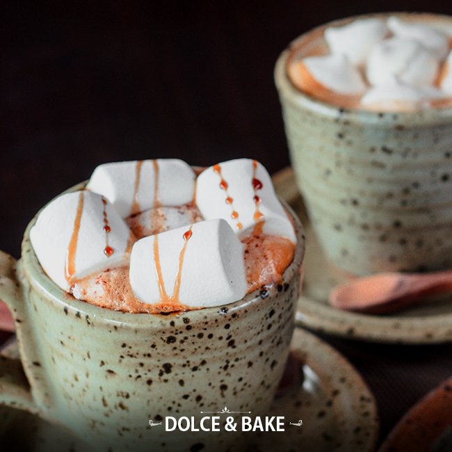 Y para esta tarde lluviosa dos cafés #DolceandBake
...Pero cuéntanos ¿a quién traerías?

#coffeetime #cafeyamigos #tardesdecafe #coffeelovers #smorecoffee #meridagastronomica #méridavenezuela #tardesdolce