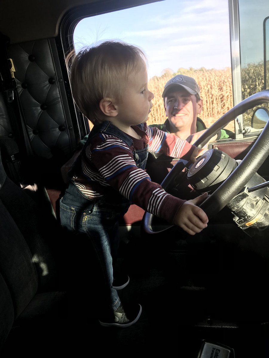 AndrewFerrel1's tweet photo. Got home after work to help haul corn, only to find that I had been demoted. He’s probably a better driver anyways... https://t.co/duR8Gvf89y