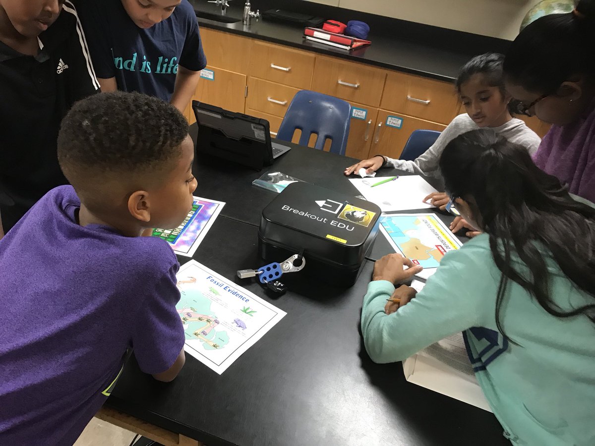 Staci Brown tweet media