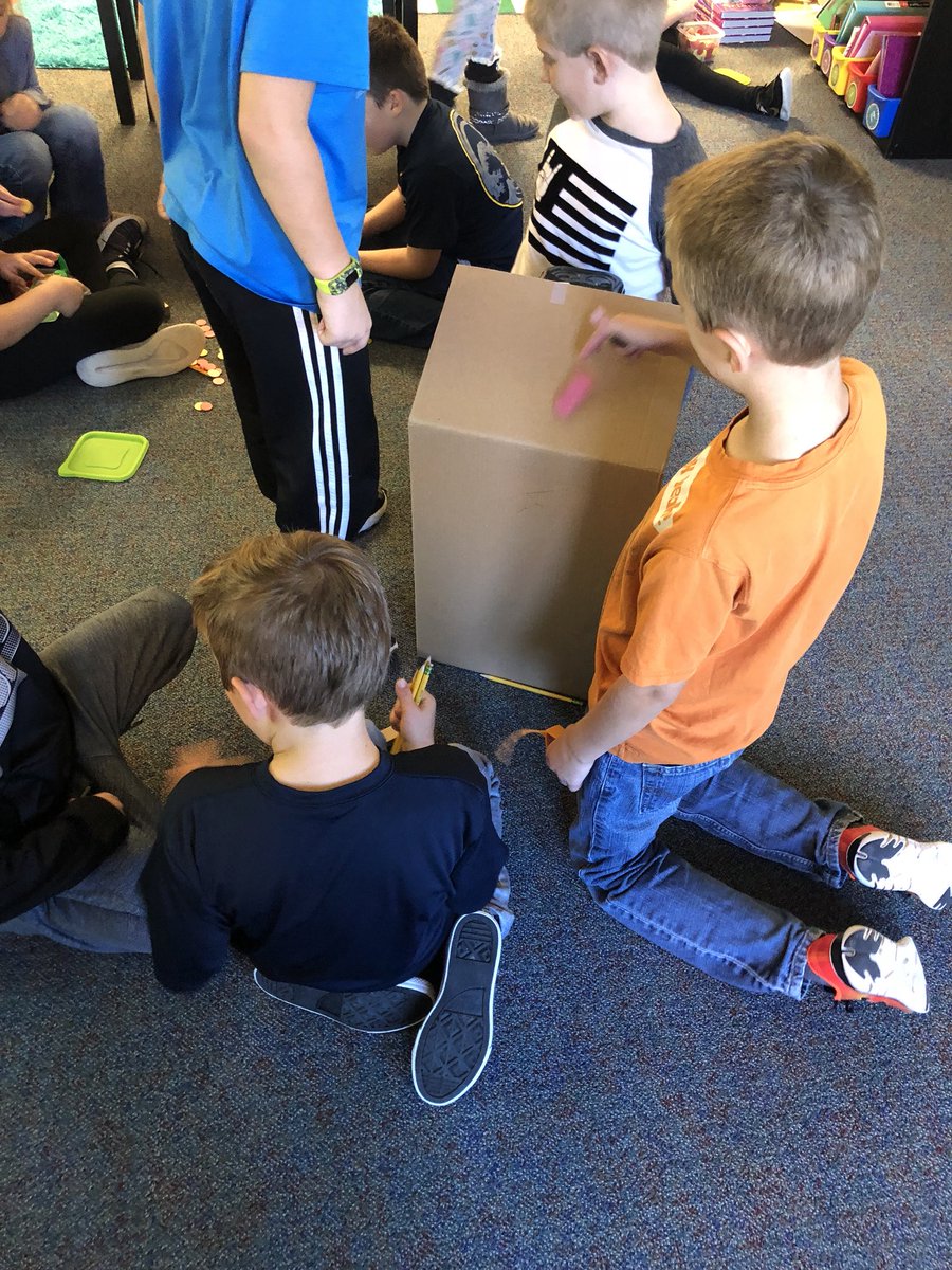 foreverfoster16's tweet photo. #PBmustangs #twittertime #makingslides #mysteryscience https://t.co/v13paOQm0Y