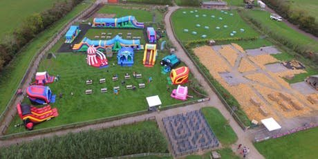 Still a few tickets left for the #halloween family pumpkin picking &amp; super bouncy castles with superbounce! Book here:  mams.ie/2018/09/18/hal… #JTCoaching #LouthChat (kids aged 5-16) <a href="/pinataspinatas/">PinatasPinatas Ruth</a>