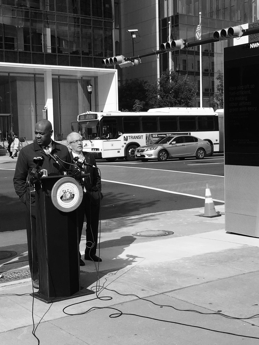 DavidCruzNJ's tweet photo. That time @RasJBaraka shut down reporter who asked question steeped in old  misconceptions about @CityofNewarkNJ. He'd probably hate my saying it, but I was proud. "Tech has to be used to help everybody ... not just the people across the street at Prudential." Our story tomorrow https://t.co/HyStWWrQQL
