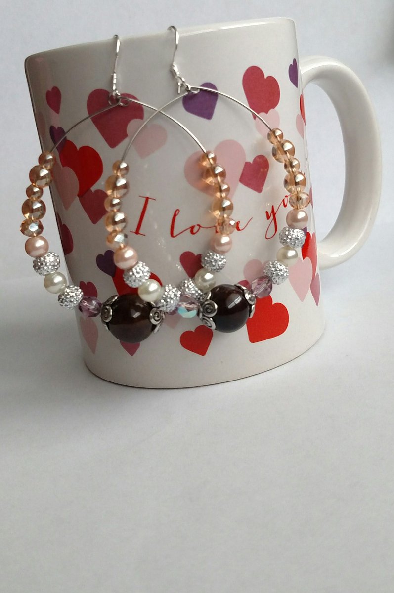 LadyRBoutique's tweet photo. Beautiful large wire hoop earrings with mix of glass and ceramic beads with bead caps. Nickel free. https://t.co/y6QERt1zNY #handmadejewelry #hoopearrings #nickelfree https://t.co/zm2tVoJK9Z