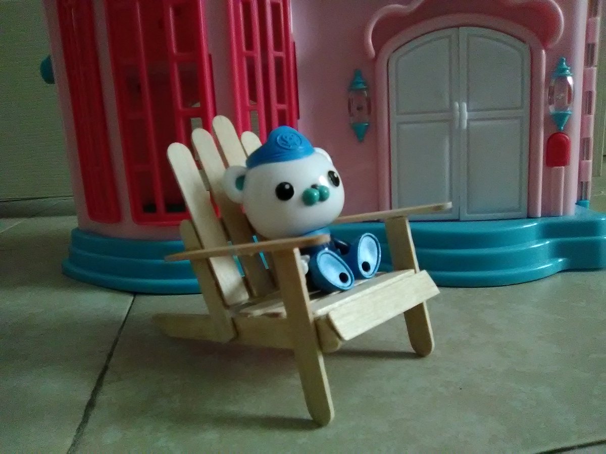 WhitewoodCanyon's tweet image. Really only one thing to do when you are a woodworker recovering from surgery and your Dr says no lifting...find smaller wood. Now available on Etsy at tinyurl.com/yb9mde5h  #tinychair #woodworking #woodcraft #dollchair #dollfurtiture #tinyfurniture #tinyadirondack #toychair