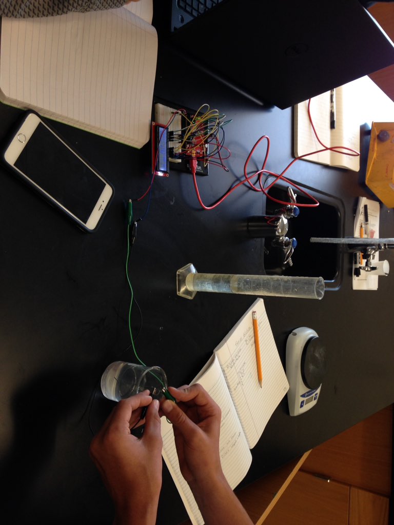 Using our arduino conductivity meters in <a href="/MustangSTEM/">GHS STEM Academy</a> chemistry to see how molarity is related to conductivity of electrolytes. #ghsunity #gcisdsci