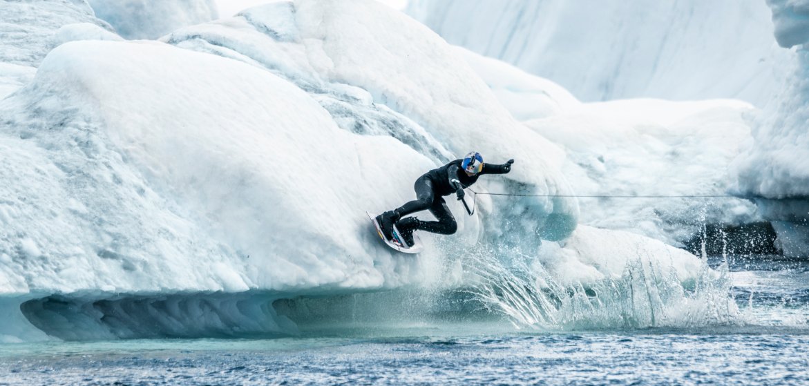 SportyRent's tweet photo. Session unique de wakeboard sur des icebergs du Groenland https://t.co/nz5r8OUuEF https://t.co/0yjOHhmEyA