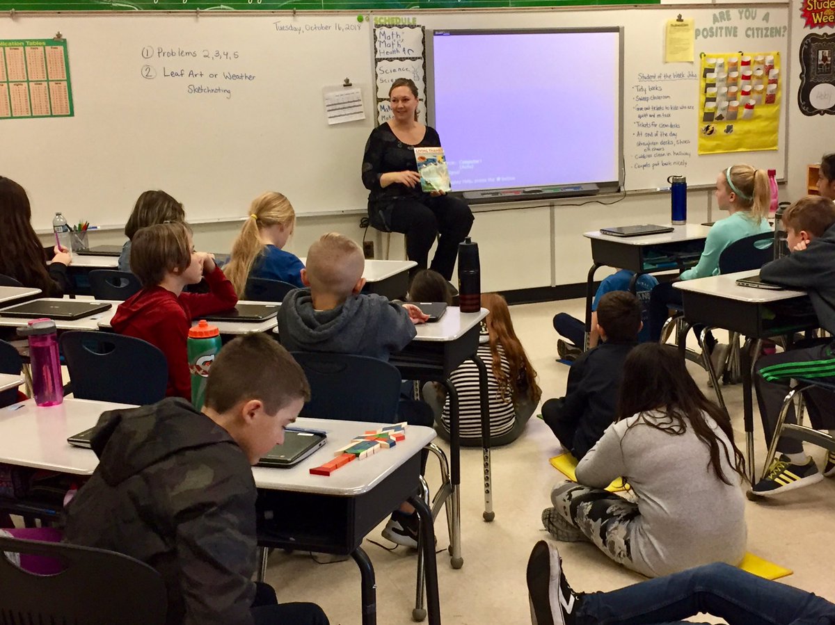 norminton5dn's tweet photo. Thank you @DarleneGillis_3 for reading “Giving Thanks” to us in Indigenous Education today and teaching us to think about the impact our actions and words have, not only today or tomorrow, but seven generations from now. #eipsteaches #WHFelementary https://t.co/WyUtFf9izW