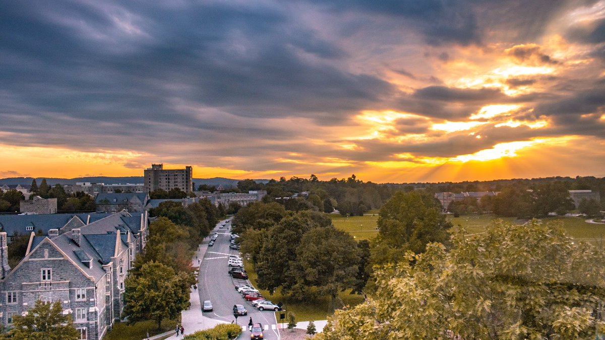 DpqVn91XgAI0xCO.jpg (1200×675) Virginia tech, Blacksburg