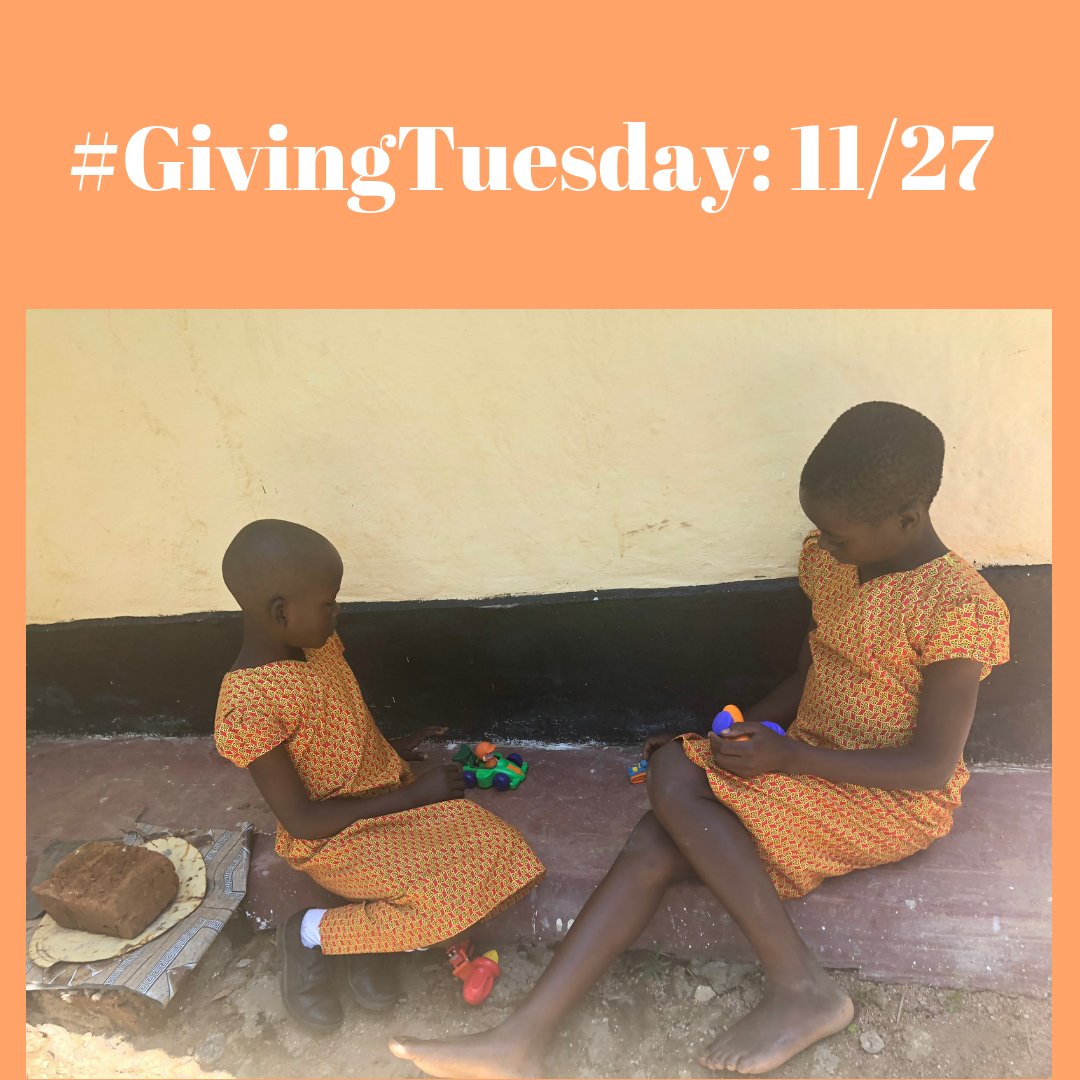 simiyuhouse's tweet photo. #GivingTuesday is quickly approaching, and our hashtags are ready for battle. How will you help those who need it this giving season? #continued #digcit #participate #createcontent 🍂🍗🏈 https://t.co/XsJ978o3cf