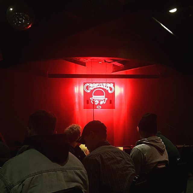 uwexjess's tweet photo. Thought I’d check out how Indy does open mic #comedy
#comedyclub #crackerscomedy https://t.co/e9f9IXkr1c https://t.co/MmY5DhrYCa
