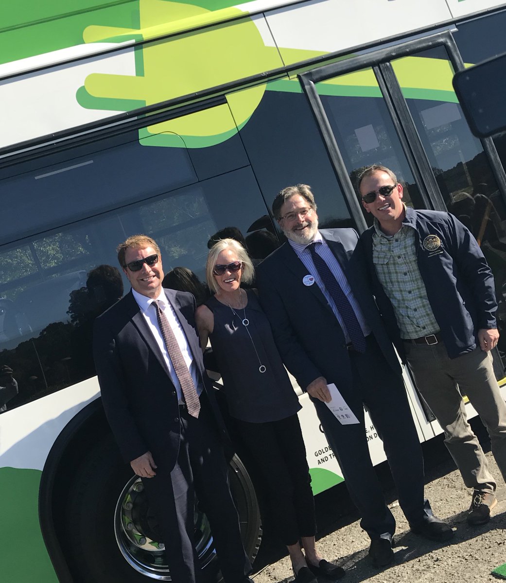 Marin Transit cut the ribbon & cut the cord on Zero Emission Battery Electric Buses. The buses, seat 32, will charge overnight and be operated on @MarinTransit local routes. Another reason to #TakeTransit #ZeroEmissions