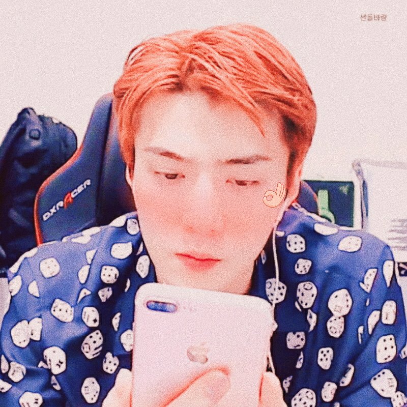 ohsoftbot's tweet image. ♡↴ .  .  .
( 🍐 )  #오세훈 ⇢ #sehun ♡ #exo