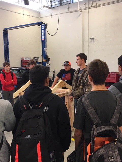 OATCRoadrunners's tweet image. This is the official twitter feed of OATC celebrating a big day! $5,000 grant from @OPSF233, @Garmin was in the house promoting our new Aviation Electronics Program, and 115 students from ON High School toured our programs. #OATCProud @OlatheCTE