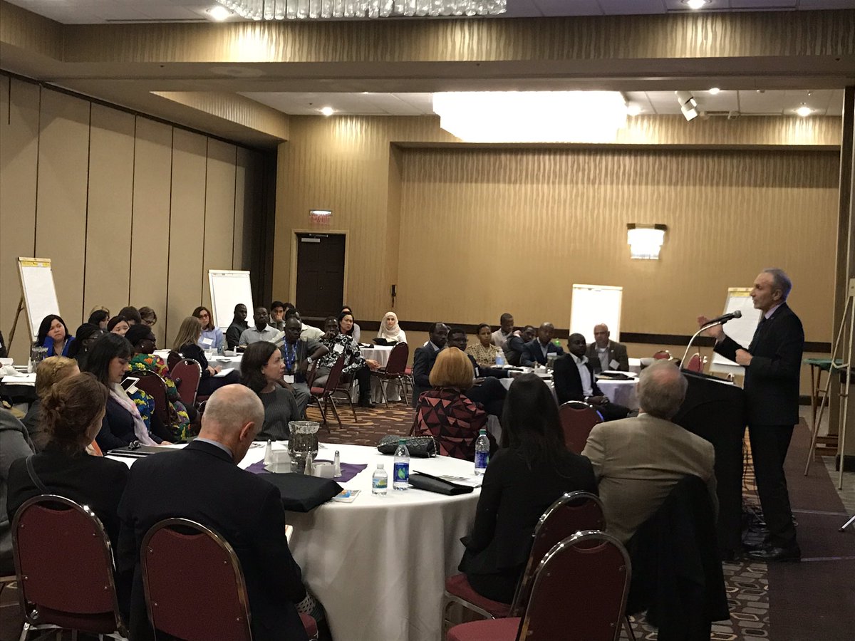 BorlaugLEAP's tweet photo. If you want to change the world, you have to read outside your discipline. Look at the big picture. Become a student of how to effect change.  — #FoodPrize18 Laureate @l_haddad speaking to @BorlaugLEAP Fellows &amp; @USDAForeignAg Borlaug Fellows https://t.co/zZdM58qAc2