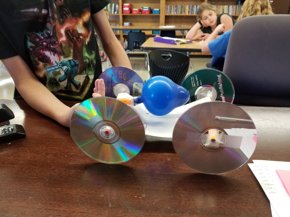blantonBASE's tweet photo. Off we go....getting another car up and running....tomorrow is the time test for all of them... #LOAFLOURENGINEERINGCHALLENGE #Lightsonafterschool https://t.co/SniGmkMgl3