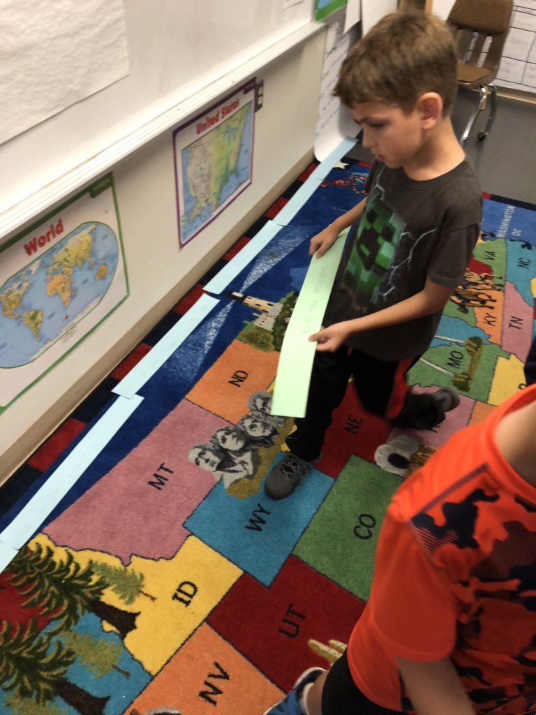 Co-creating criteria in Mrs. Pendleton’s room - how to solve word problems. <a href="/EversParkElem/">EversParkElementary</a> <a href="/tuckerlct/">Linda Tucker</a> #DentonISDdelivers #wearethechangeweseek