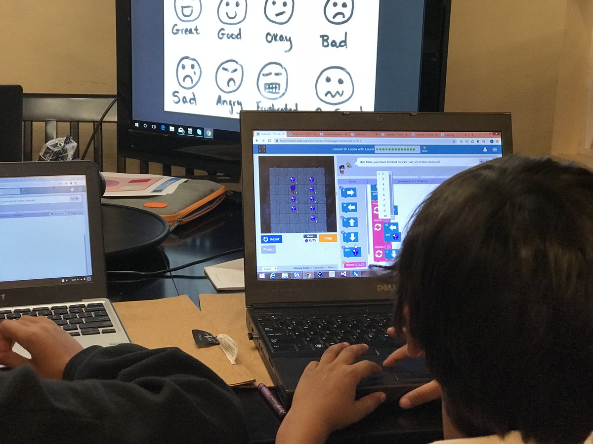 kidcodingcenter's tweet image. Kids know now when they get frustrated. Working on Loops with Laurel @codeorg . Next generation @BillGates  at work already :-) . Thanks @BillGates  for inspiring newer generation. Kids love to code.