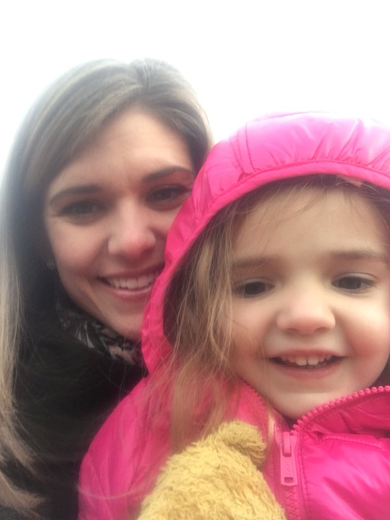 MrsWooleyhan's tweet photo. Thank you @NMSEClub and @siegelks01 for the family fun! It was a great night! #hayride #linvilla #NMSProud https://t.co/278QIlKVkB