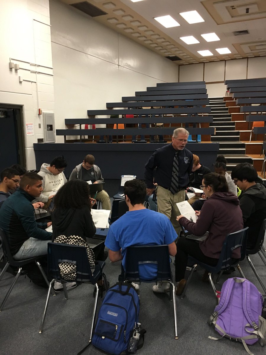 TaraThurman's tweet photo. Senior Backpack Meetings were a success today for @Moore_Community @Moore_HSA and STEM academy’s! 🎒 #RoadtotheDefense #JCPSBackpack #MooreSeniorAdvisory #Backpack #CircleTalks #SeniorDefenses https://t.co/7e5JIXtdiR