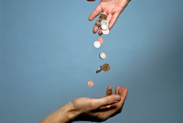 NicoleCheaven's tweet photo. #Blockchain media startup #Civil is issuing full refunds to all buyers of its #cryptocurrency https://t.co/FdRLuc63bF https://t.co/g5jvcN4iQi