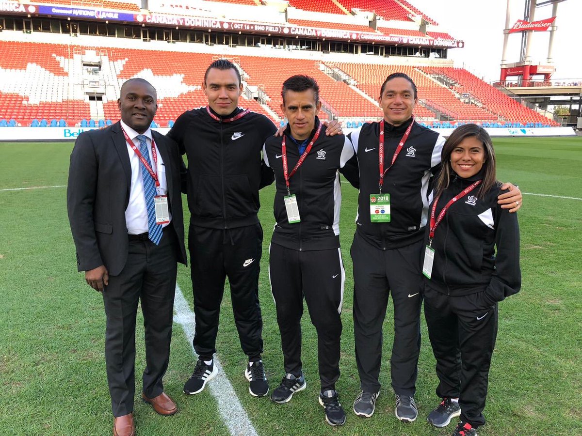 Comisión de Árbitros tweet media