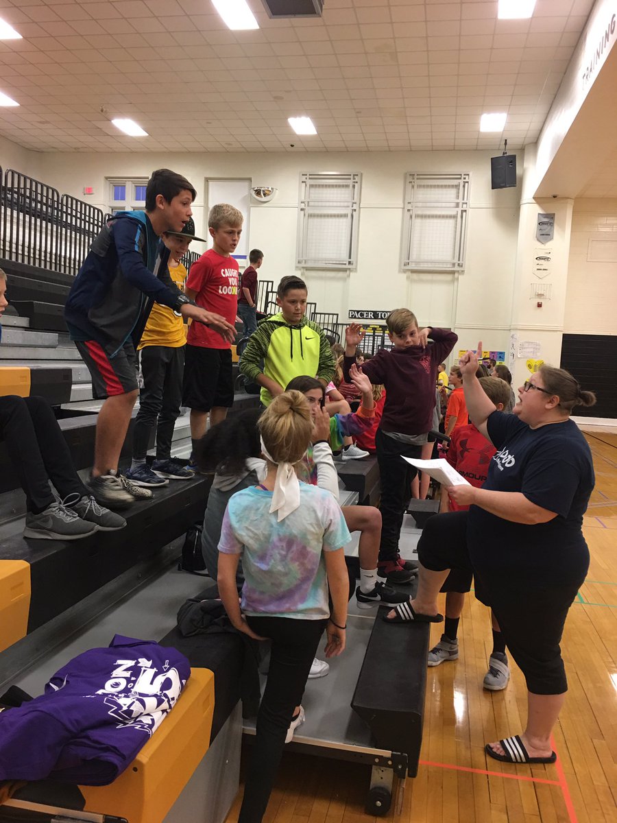 Stephanie Horstmeier (@Shorstmeier) on Twitter photo 16/10/2018 23:54:48 6th grade planning their strategies to win tonight! #fmsteach #Gameon @BethHouf @EricaJHogan 6th grade planning their strategies to win tonight! #fmsteach #Gameon @BethHouf @EricaJHogan
