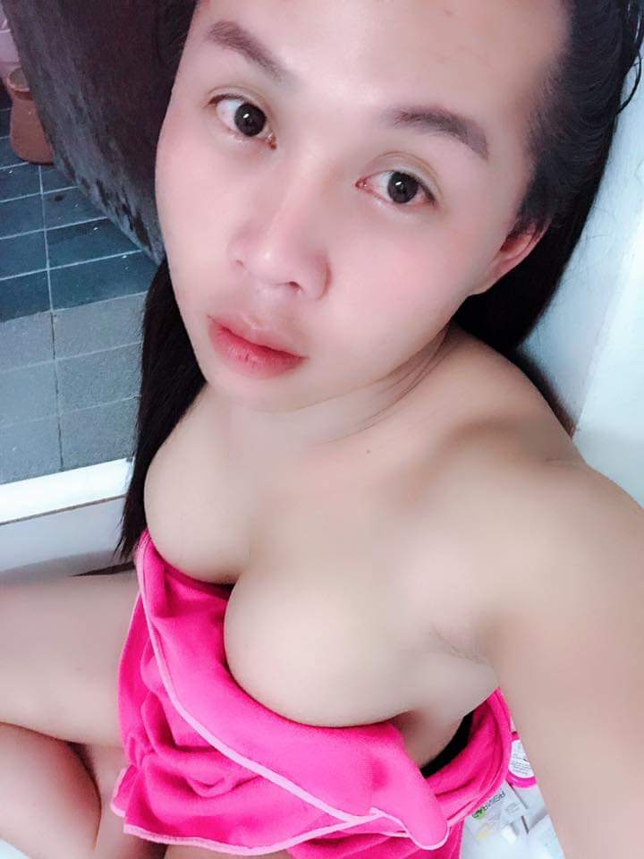 monnit0's tweet photo. อาบน้ำกันค่ะ https://t.co/OcKyHa5Qva