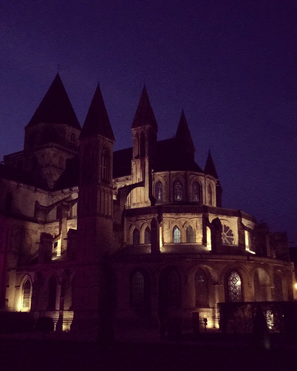 #Caen by #night 
#EgliseSaintEtienne
#AbbayeAuxHommes
#Church #Abbey #GuillaumeLeConquérant #WilliamTheConqueror #Calvados #Normandie #France