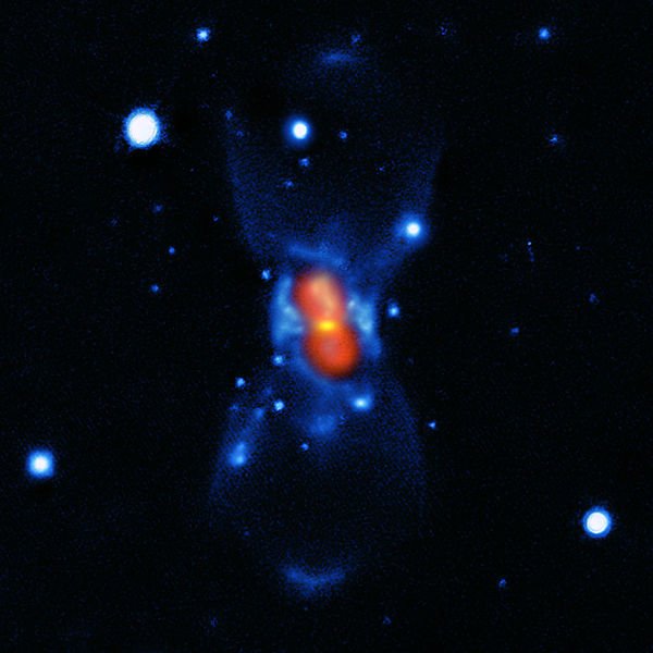 CaraSantaMaria's tweet photo. A French astronomer monk may have witnessed the collision between a white and brown dwarf star 348 years ago.
#Astronomy #CKVul #DwarfStars #ALMA #PèreDomAnthelme
https://t.co/rsEVvjdUns https://t.co/0npnchEI8X