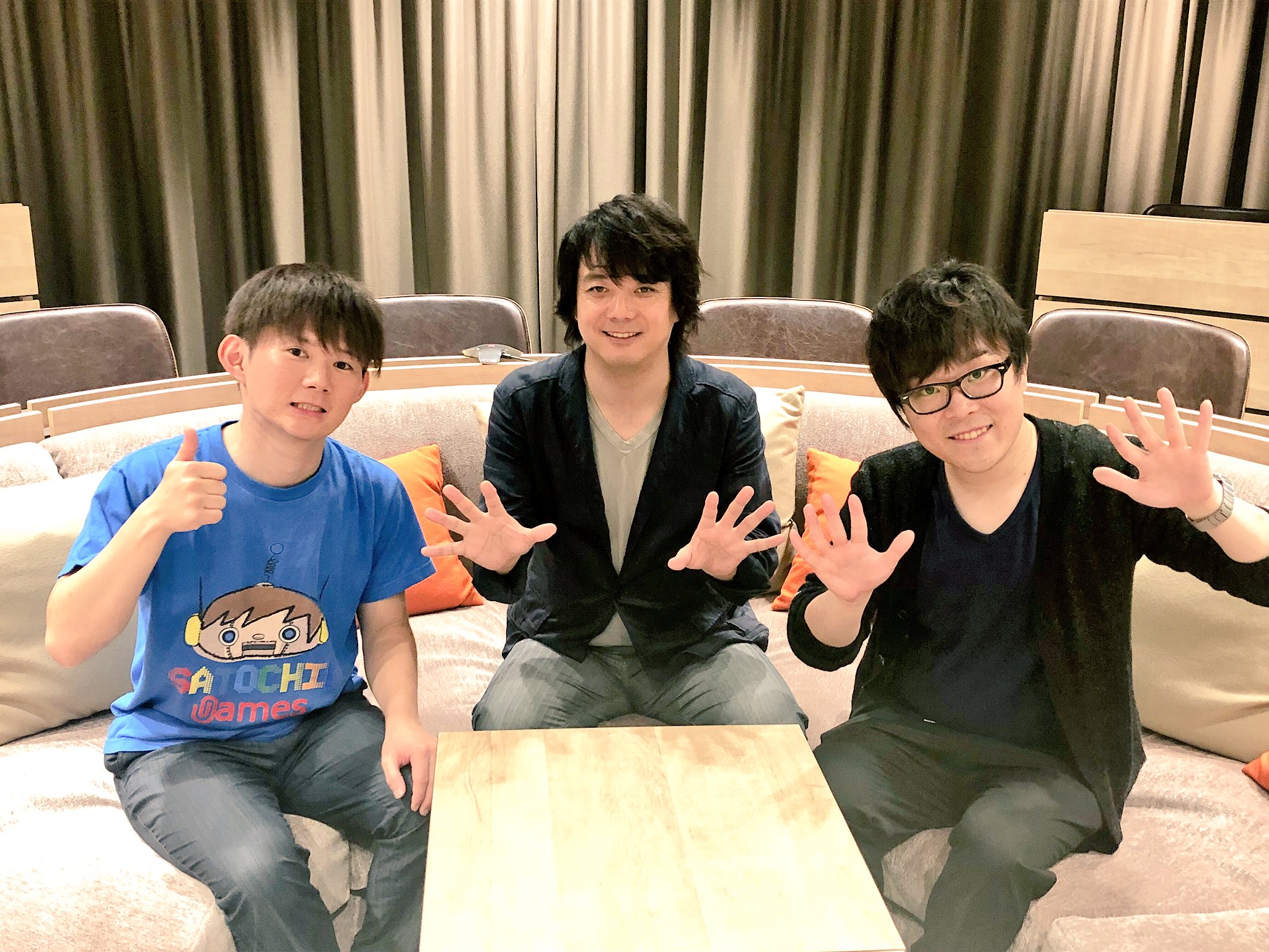 ミラクルぐっち Twitterren ついに ついに 妖怪ウォッチ イナイレの生みの親 日野社長に会えた ٩ ᐛ و ぐっちの部屋の原点でもある作品たちに囲まれて幸せな時間過ごせました アニメ ゲームの極秘の情報やゲーム実況について話 ミラクルぐっち Twitterren ついに ついに 妖怪ウォッチ イナイレの生みの親 日野社長に会えた ٩ ᐛ و ぐっちの部屋の原点でもある作品たちに囲まれて幸せな時間過ごせました アニメ ゲームの極秘の情報やゲーム実況について話