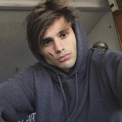 daddyslate's tweet photo. #NewProfilePic my eyes look soulless. https://t.co/VY5q1FSYUX