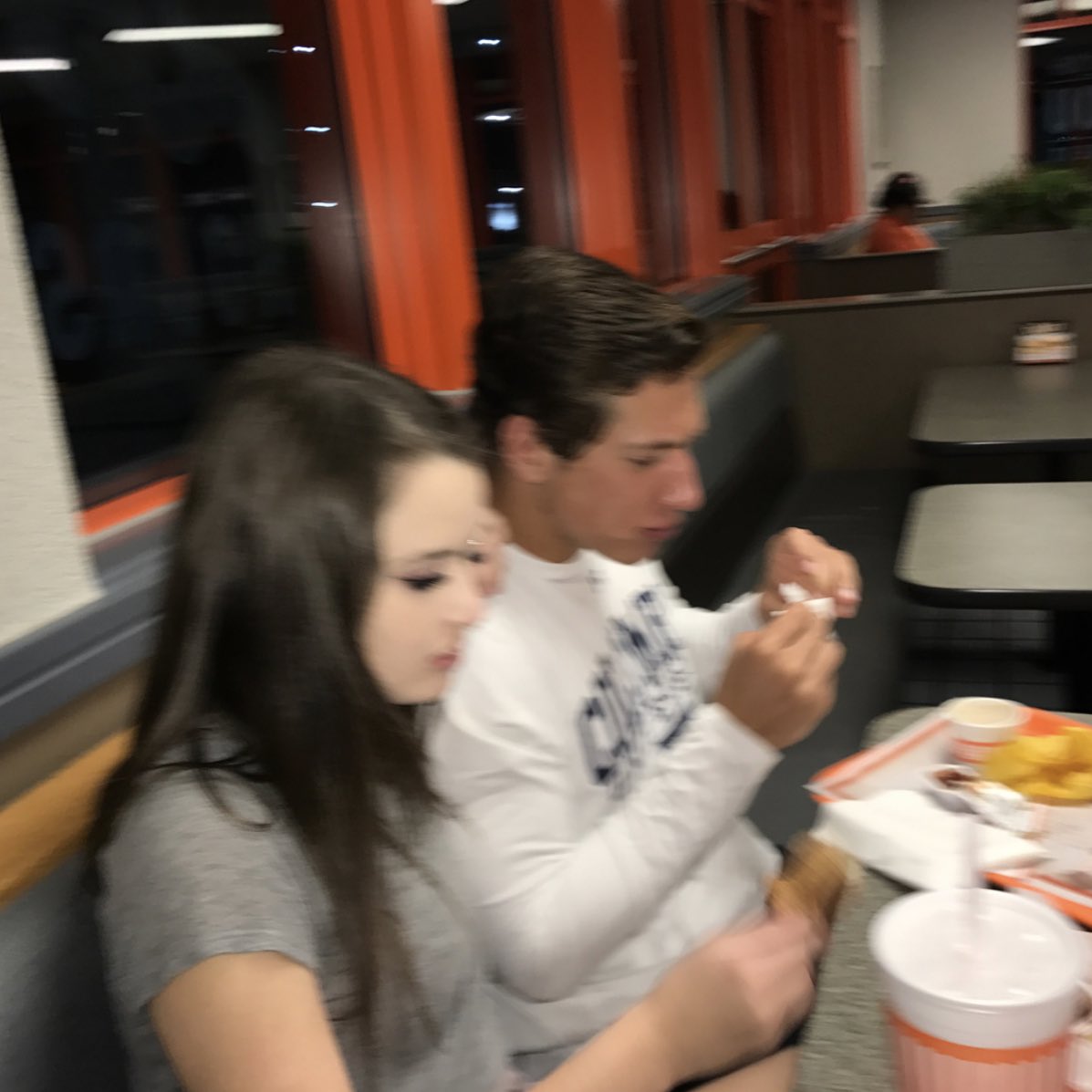 malainamariee's tweet photo. happy 19th to my best friend. thanks for always roasting me and always taking me to popeyes and always quizzing me on game of thrones because you don’t think i pay enough attention. miss you ig 🔫🦎 https://t.co/7nQIIiGEfw