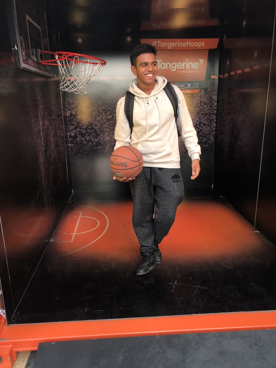 ajiythan's tweet photo. @TangerineHoops #tangerinehoops https://t.co/1kuRmuZE8A