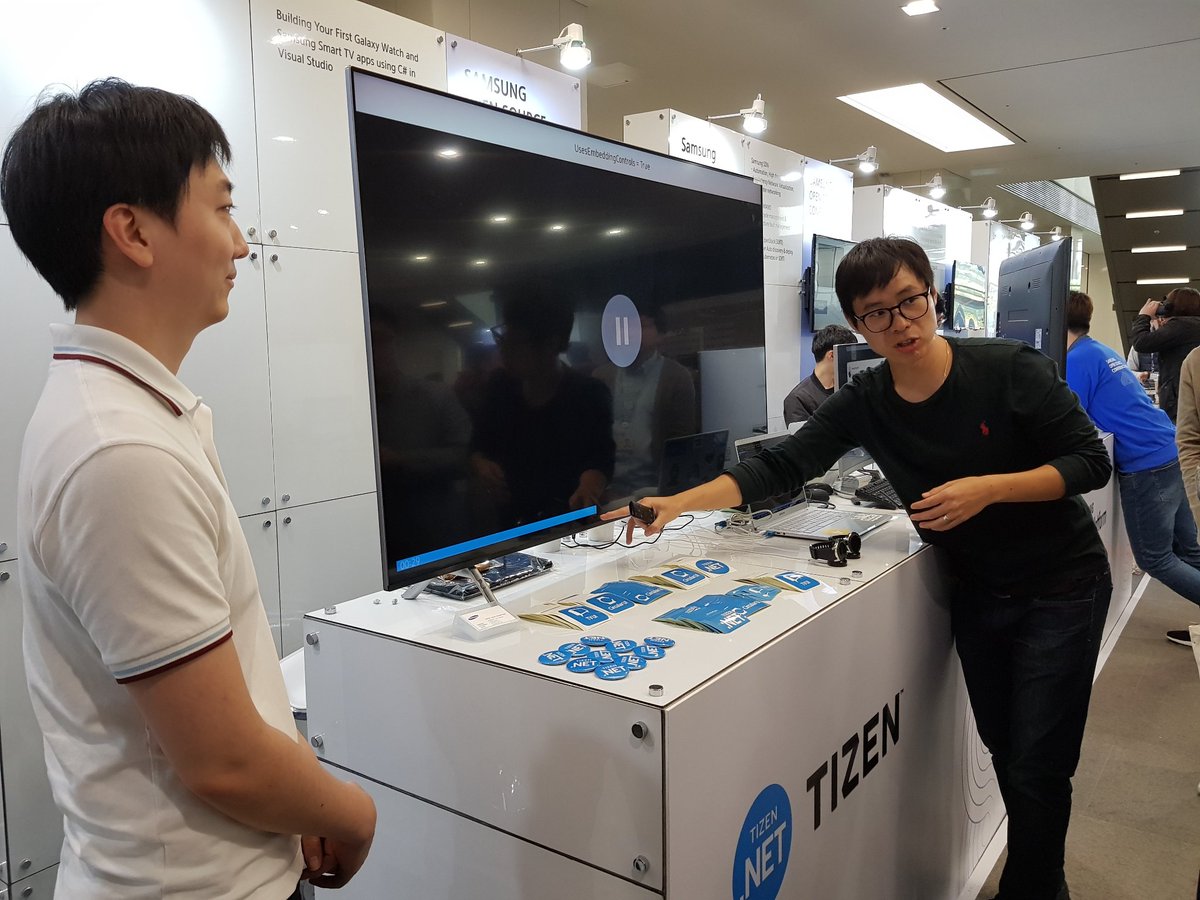 i6movkjoQld6bAt's tweet image. #soscon
Tizen.net